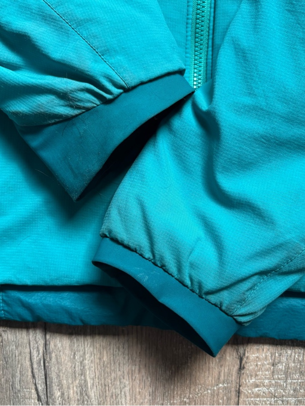 Arc'teryx Atom Jacket - Picture 9 of 12